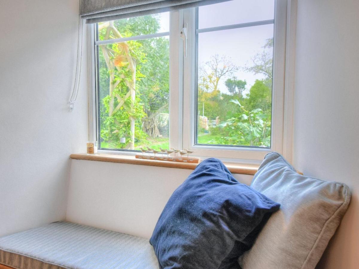 1 Lymbrook Cottages ไลม์รีจิส ภายนอก รูปภาพ
