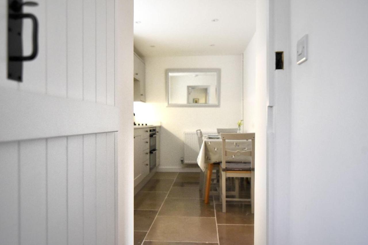 1 Lymbrook Cottages ไลม์รีจิส ภายนอก รูปภาพ